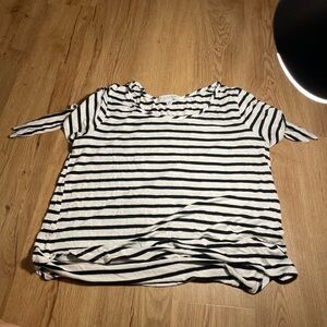 Green Envelope Black and White Boxy Short Sleeve T-Shirt